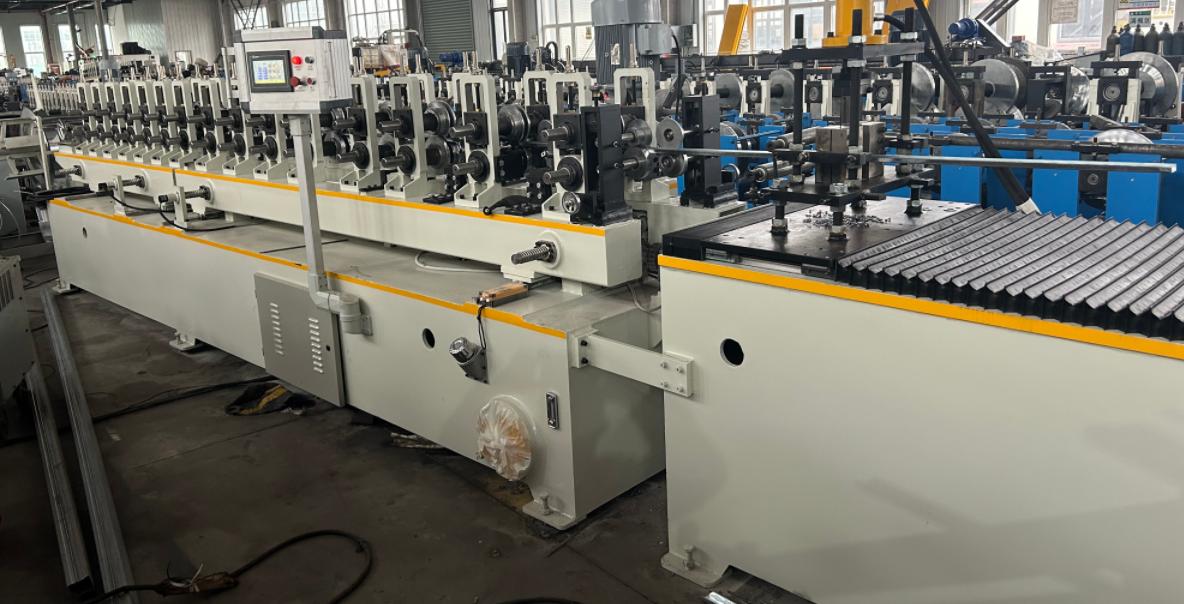 Width Adjustable Metal U Channel Steel Lining Profile Roll Forming Machine