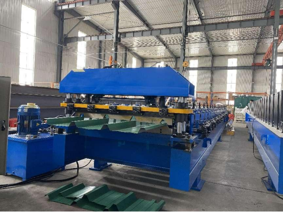 Corrugated Roof Sheet Roll Forming Machine