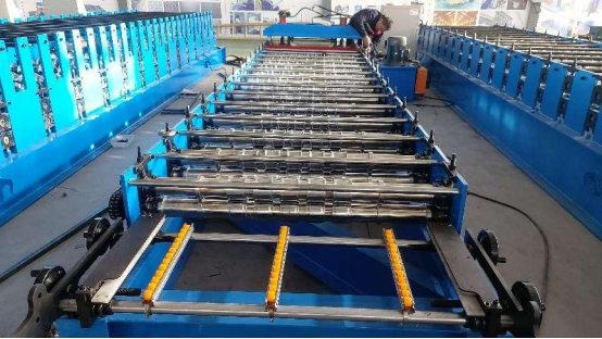 High quality PBR Panel Metal Roofing Machine