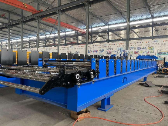 High quality (7.2 Panel) Metal Roofing Panel Machine