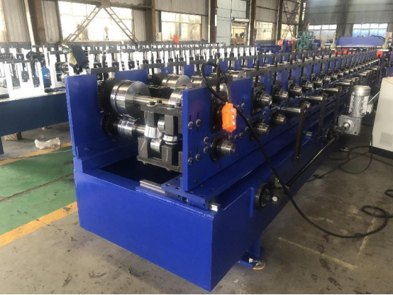 Snap lock standing seam rolling machine