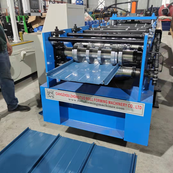 Concealed fastener panel profile rolling machine