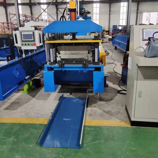 Concealed fastener panel profile rolling machine