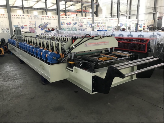 R Panel Profile Rolling Machine