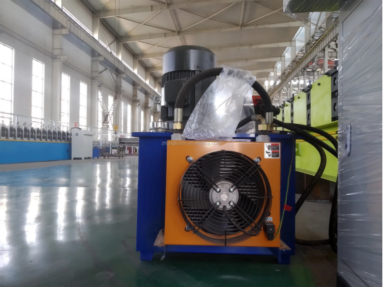 R Panel Profile Rolling Machine