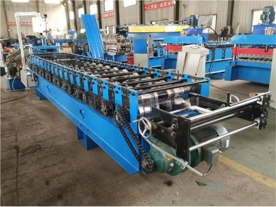 Metal Wall and Soffit Profile Rolling Machine