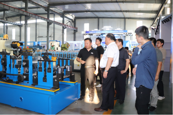 Vice Mayor Of Cangzhou City, Hebei Province, China Inspected Zhongtuo Roll Forming Machinery Co., LTD