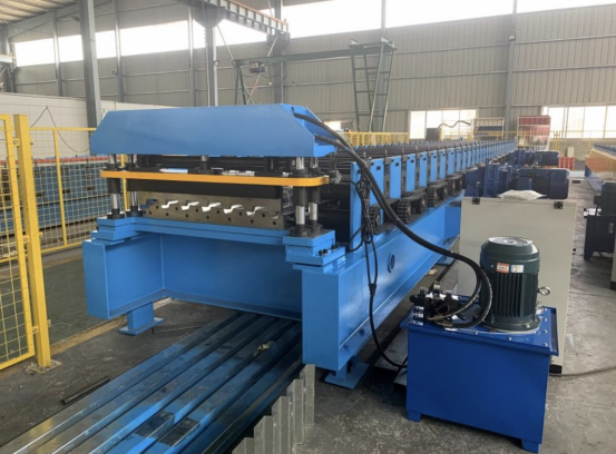 Type A Roof Deck rolling forming machine