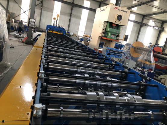 Type B Metal Roof Deck Rolling Forming Machine