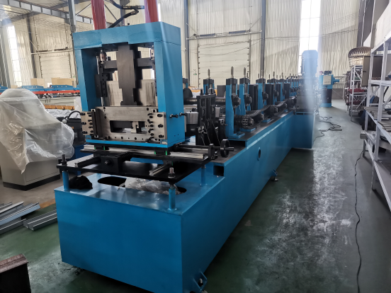 C Z Purlin Channel Cold Roll Forming Machine Full Auto Galvanized Steel Profile