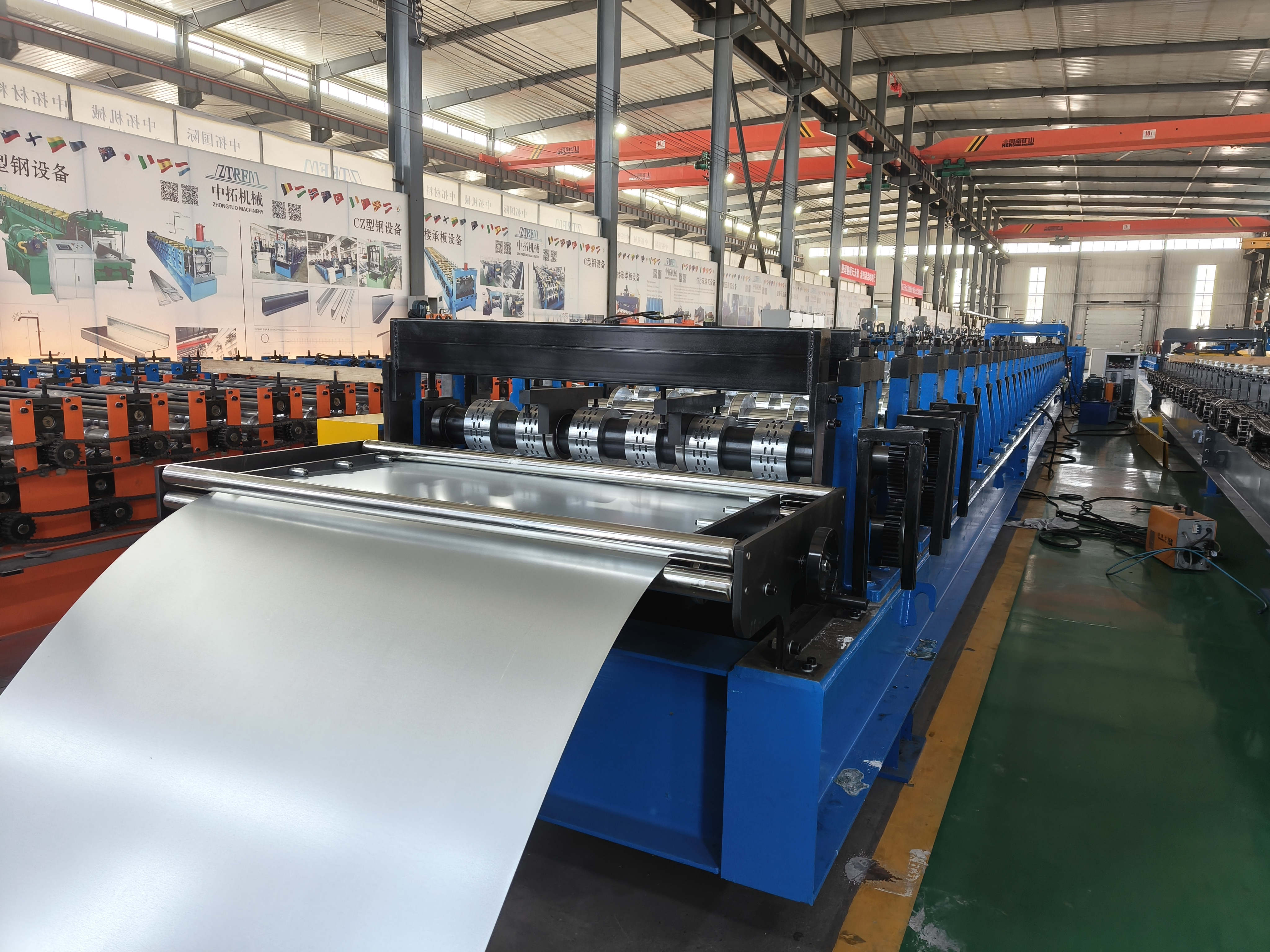 Floor Deck Roll Forming Machine