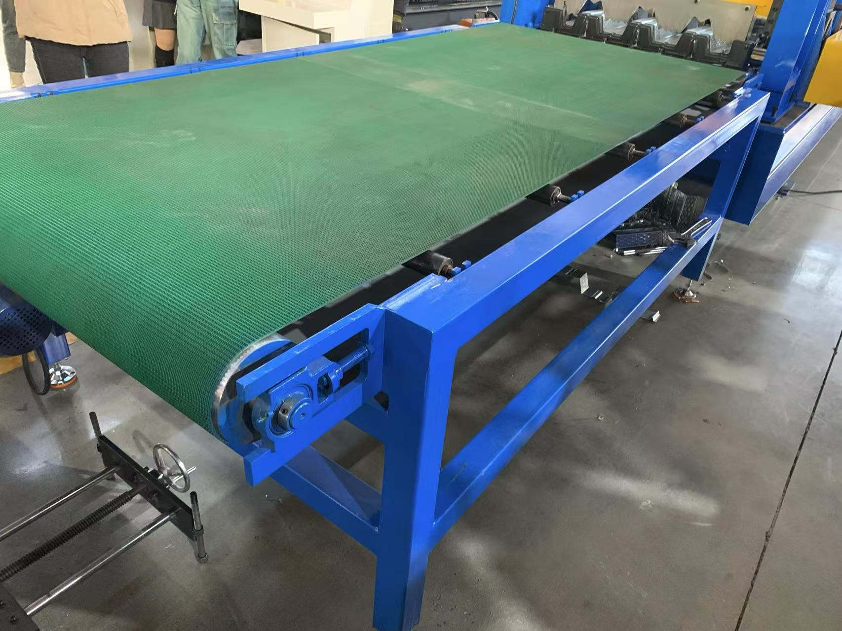 Floor Deck Roll Forming Machine