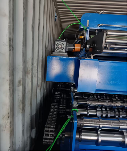 How to pack and ship Floor Decking Machine