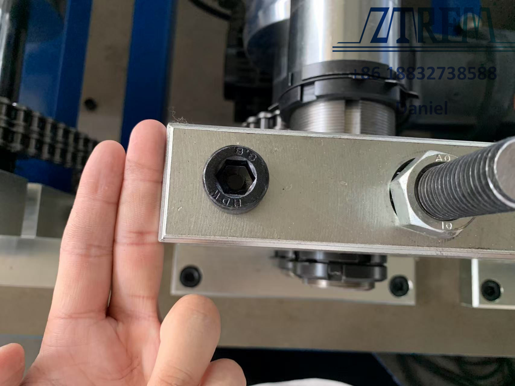 Zhongtuo's glazed roofing sheet machine innovation