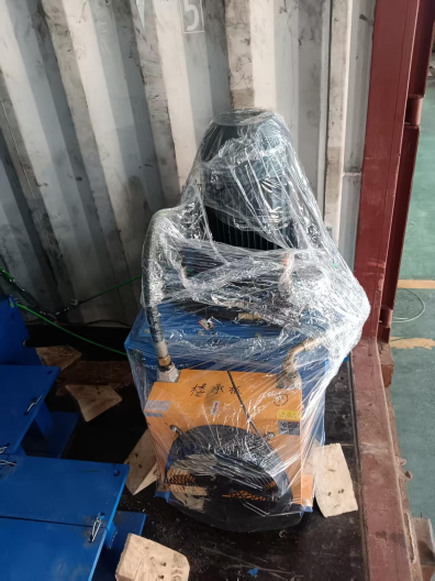How to pack and ship Floor Decking Machine