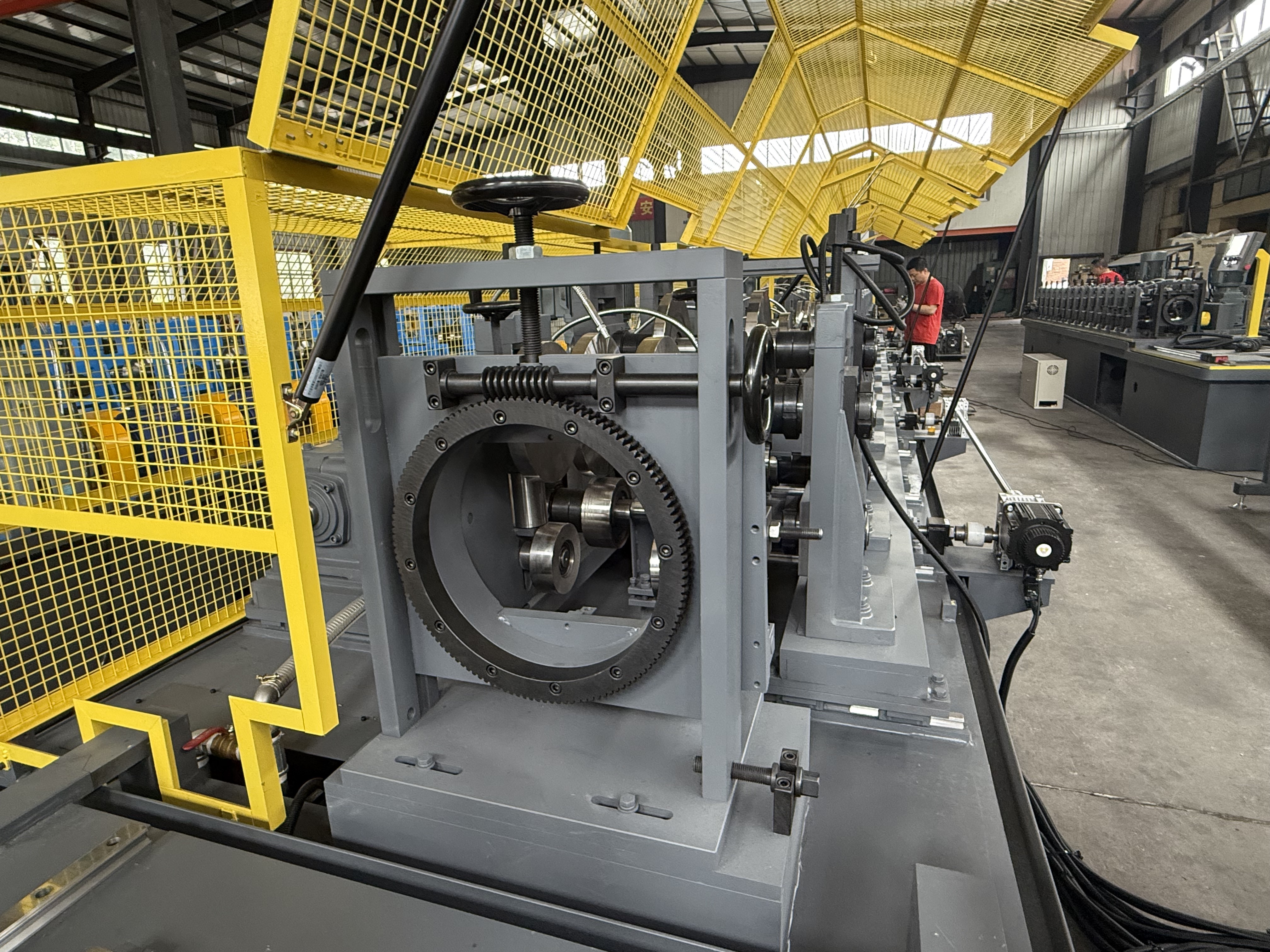 New desgin Canada frame making machine