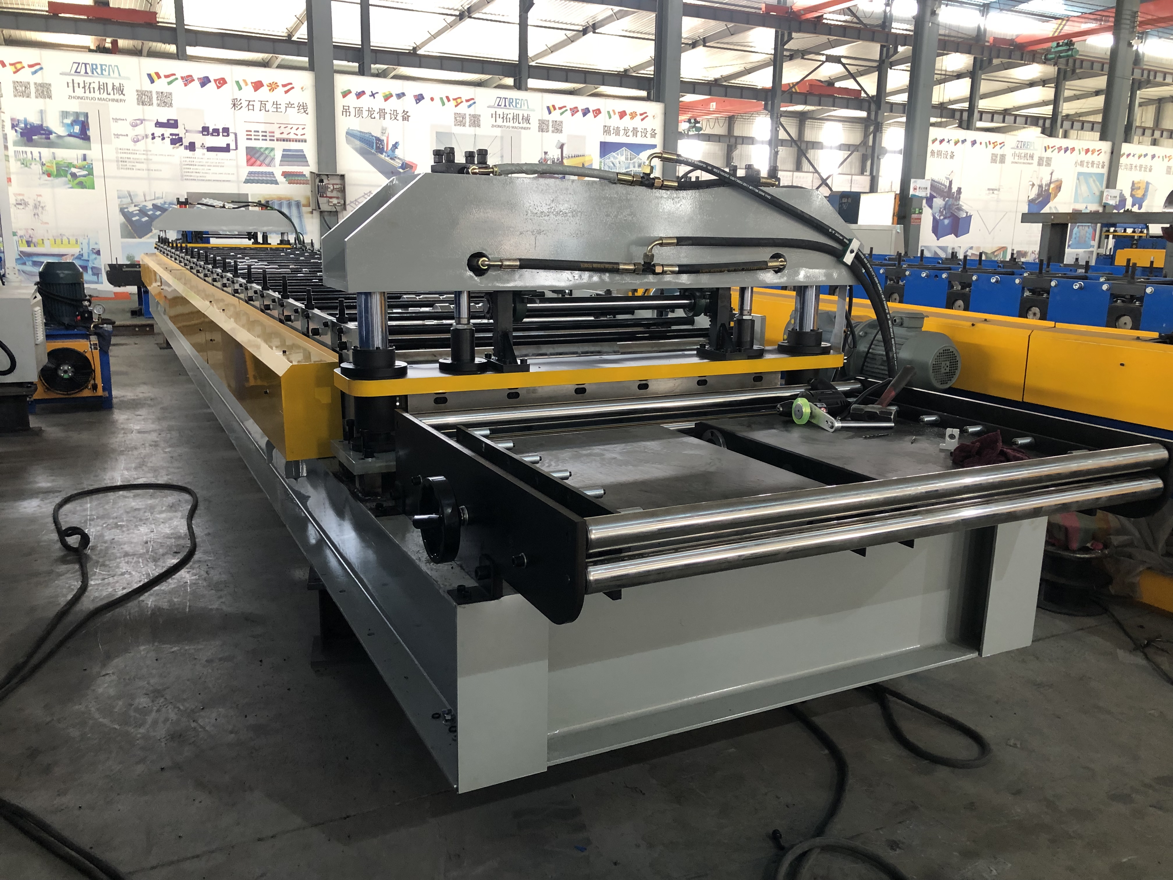 Shocked the U.S. Canada:AG R PBR Panel roofing sheet roll forming machine
