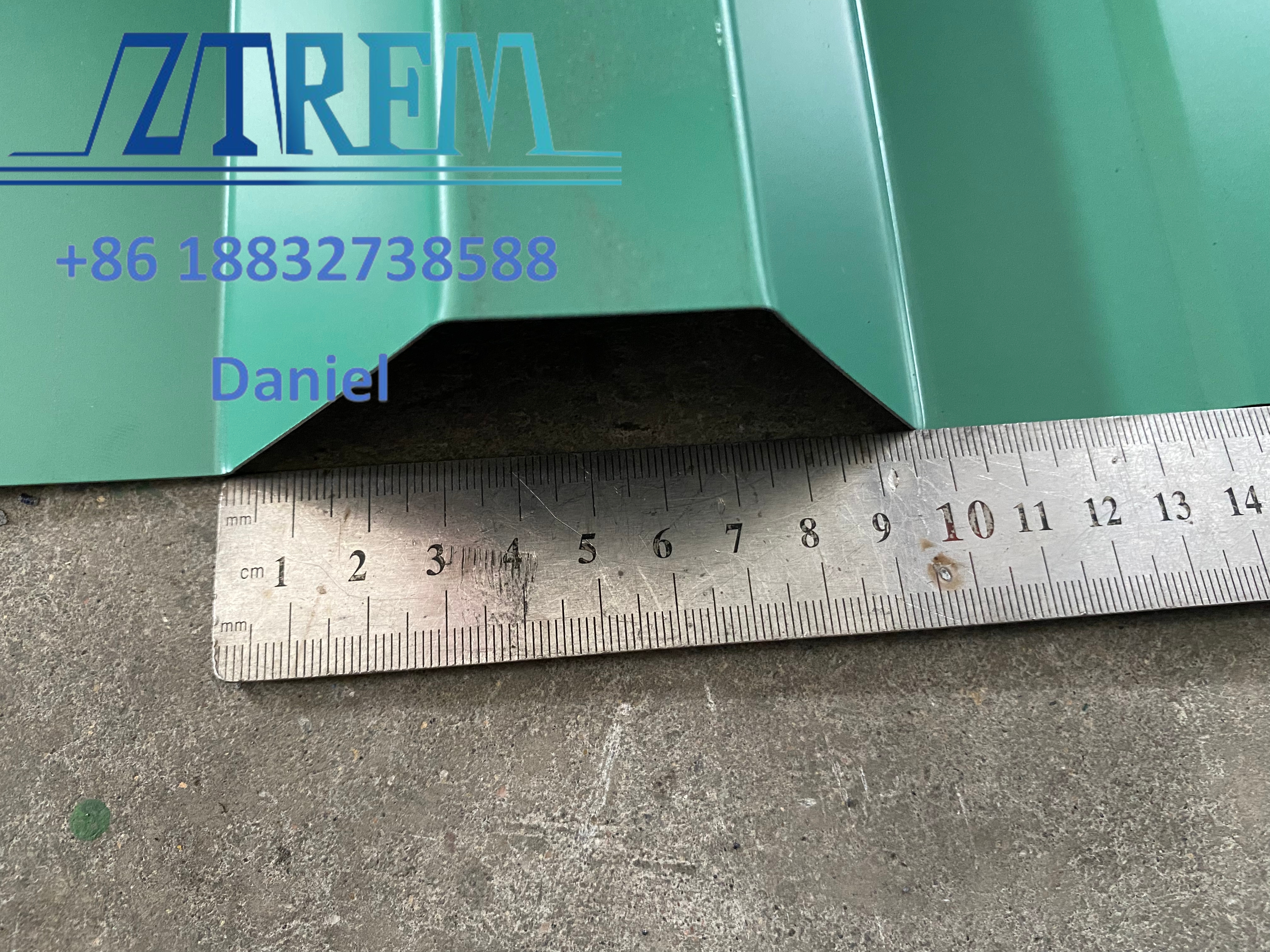 South America TR4 roofing sheet making machine