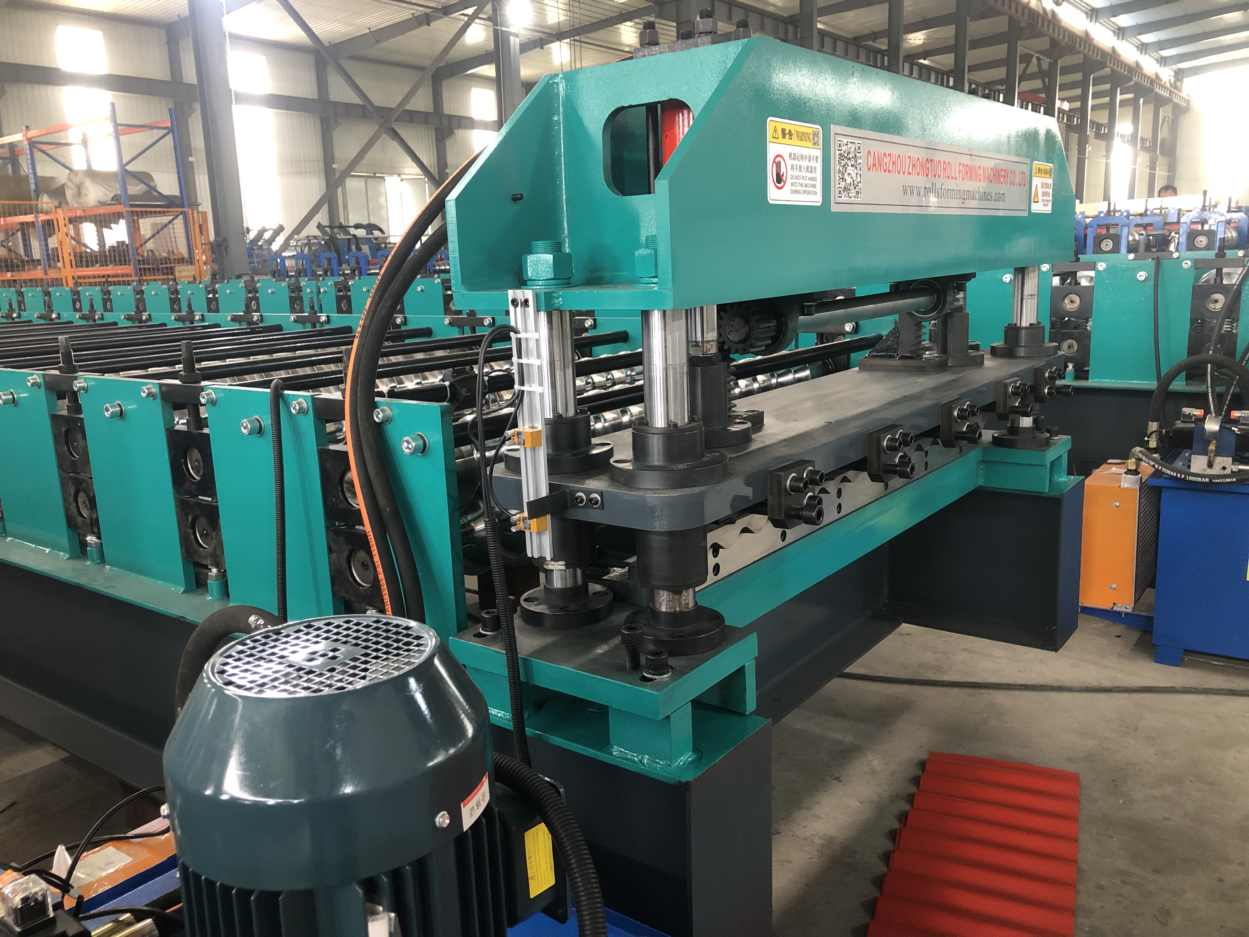 High quality Fully Automatic corrugated roofing sheet machine
